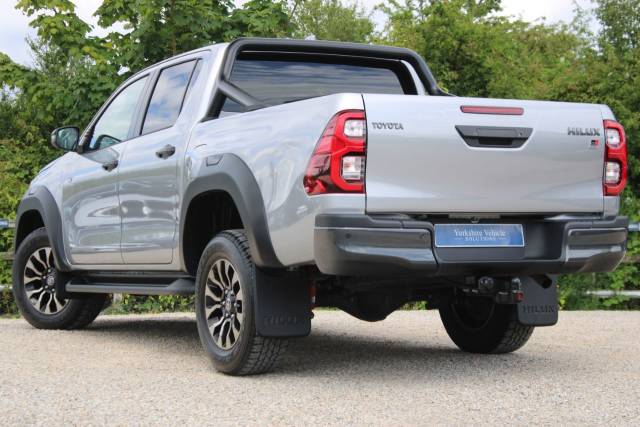 2023 Toyota Hilux 2.8 D-4D GR SPORT Double Cab Pickup Auto 4WD Euro 6 (s/s) 4dr