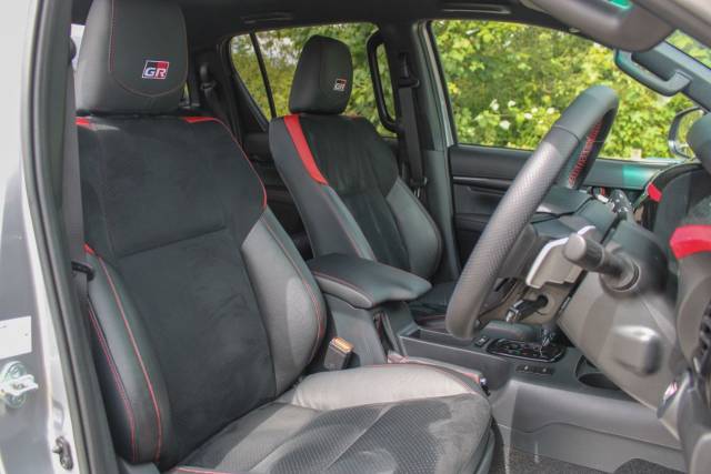 2023 Toyota Hilux 2.8 D-4D GR SPORT Double Cab Pickup Auto 4WD Euro 6 (s/s) 4dr