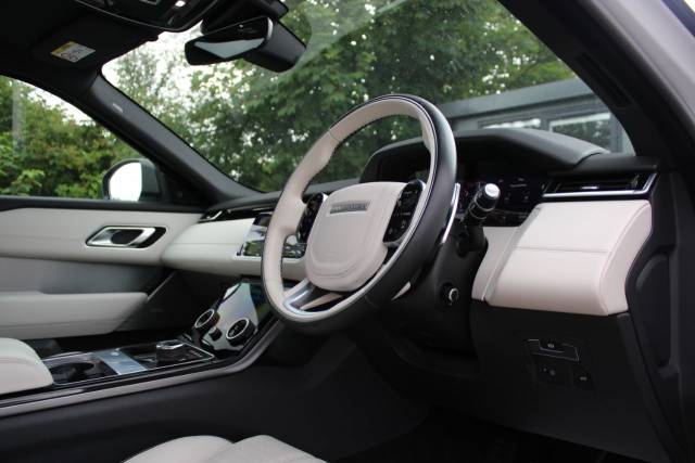 2017 Land Rover Range Rover Velar 2.0 D240 R-Dynamic HSE Auto 4WD Euro 6 (s/s) 5dr