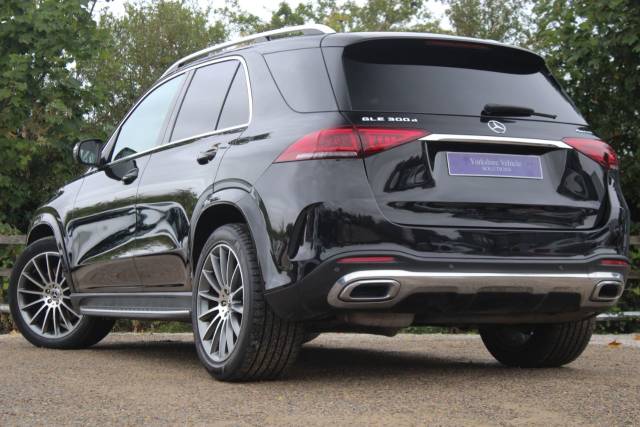 2021 Mercedes-Benz GLE 2.0 GLE300d AMG Line (Premium) G-Tronic 4MATIC Euro 6 (s/s) 5dr