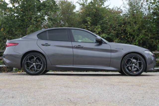 2021 Alfa Romeo Giulia 2.0T Veloce Ti Auto Euro 6 (s/s) 4dr