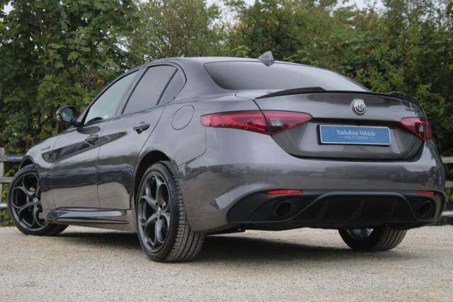2021 Alfa Romeo Giulia 2.0T Veloce Ti Auto Euro 6 (s/s) 4dr
