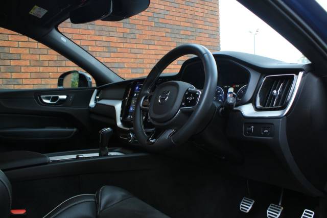 2019 Volvo XC60 2.0 D4 R-Design AWD Euro 6 (s/s) 5dr