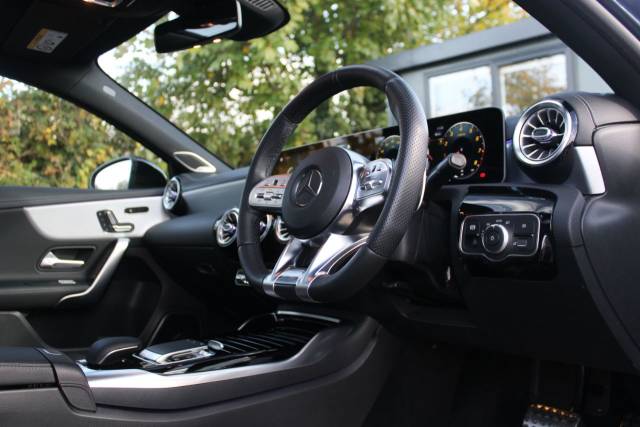 2019 Mercedes-Benz A Class 2.0 A35 AMG (Premium Plus) SpdS DCT 4MATIC Euro 6 (s/s) 5dr