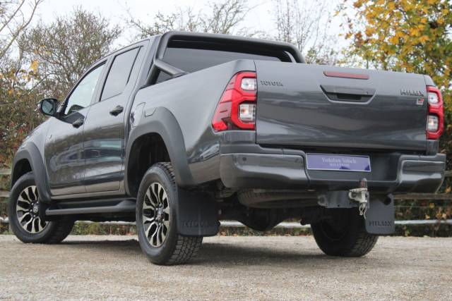 2023 Toyota Hilux 2.8 D-4D GR SPORT Auto 4WD Euro 6 (s/s) 4dr