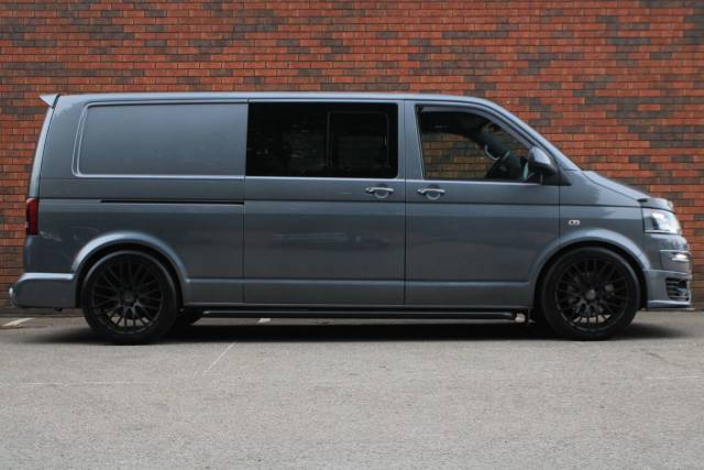2015 Volkswagen Transporter 2.0 BiTDI T32 Highline Kombi DSG L3 H1 4dr