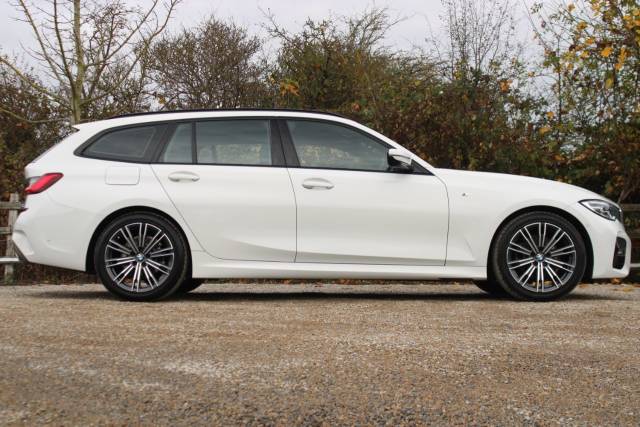 2020 BMW 3 Series 2.0 320d MHT M Sport Touring Auto Euro 6 (s/s) 5dr