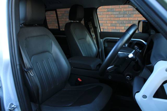 2020 Land Rover Defender 110 2.0 SD4 SE Auto 4WD Euro 6 (s/s) 5dr