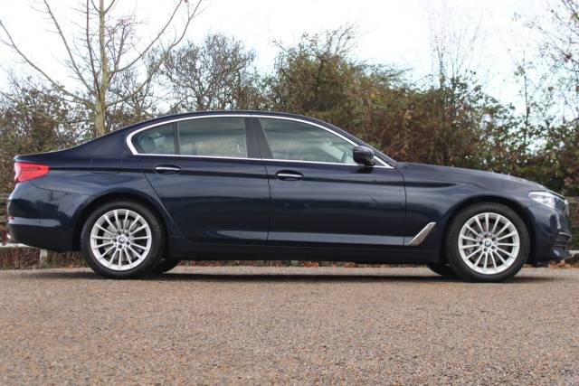 2017 BMW 5 Series 3.0 530d SE Auto Euro 6 (s/s) 4dr