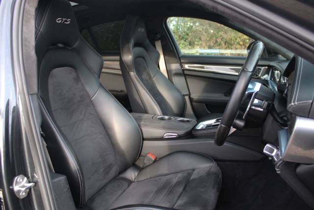 2019 Porsche Panamera 4.0T V8 GTS Saloon PDK 4WD Euro 6 (s/s) 5dr