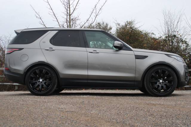 2017 Land Rover Discovery 3.0 TD V6 HSE Luxury Auto 4WD Euro 6 (s/s) 5dr