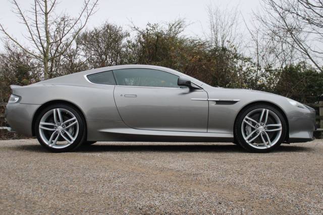 2013 Aston Martin DB9 6.0 V12 T-TronicII Euro 5 2dr