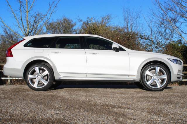 2018 Volvo V90 Cross Country 2.0 T5 Volvo Ocean Race Auto AWD Euro 6 (s/s) 5dr