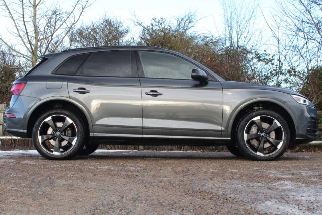 2019 Audi Q5 2.0 TDI 40 Black Edition S Tronic quattro Euro 6 (s/s) 5dr