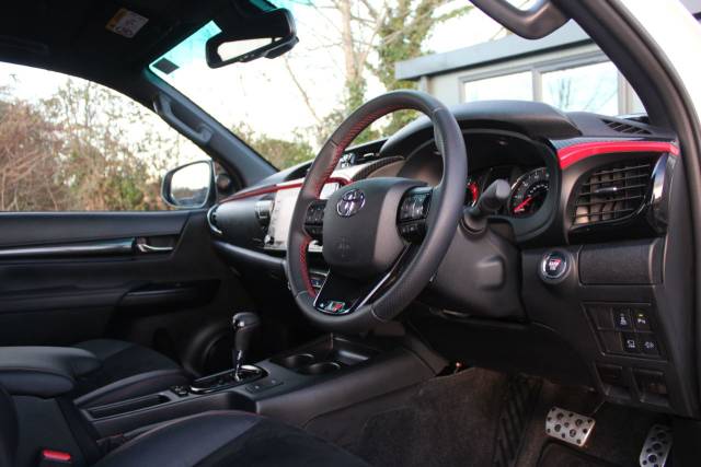 2023 Toyota Hilux 2.8 D-4D GR SPORT Auto 4WD Euro 6 (s/s) 4dr