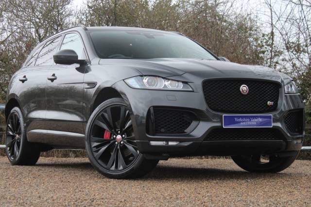 Jaguar F-Pace 3.0 D300 V6 S Auto AWD Euro 6 (s/s) 5dr Four Wheel Drive Diesel Grey