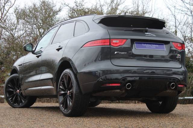 2019 Jaguar F-Pace 3.0 D300 V6 S Auto AWD Euro 6 (s/s) 5dr