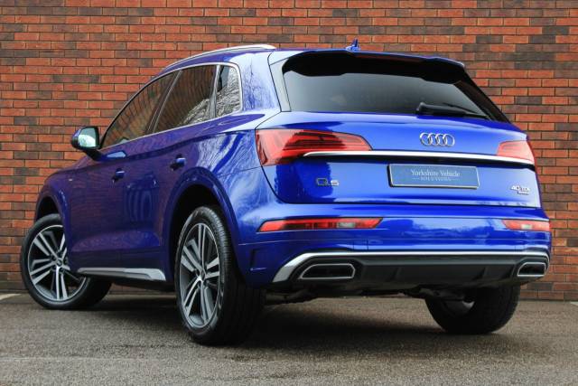 2021 Audi Q5 2.0 TDI 40 S line S Tronic quattro Euro 6 (s/s) 5dr