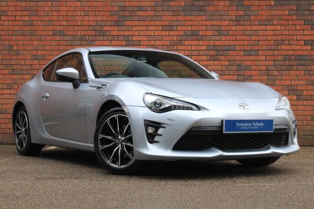 Toyota Gt86 2.0 Boxer D-4S Pro Euro 6 2dr Coupe Petrol Silver