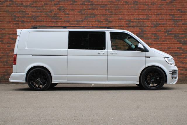 2019 Volkswagen Transporter 2.0 BiTDI T32 BlueMotion Tech Highline Crew Van DSG 4Motion LWB Euro 6 (s/s) 5dr
