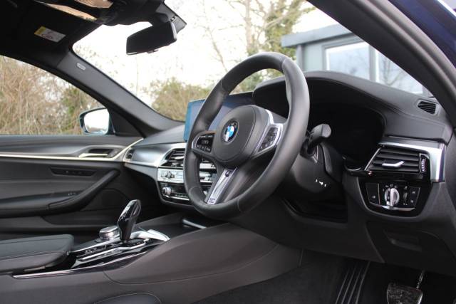 2021 BMW 5 Series 2.0 530e 12kWh M Sport Steptronic Euro 6 (s/s) 4dr