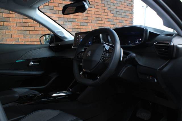 2022 Peugeot 208 1.2 PureTech Allure Premium EAT Euro 6 (s/s) 5dr
