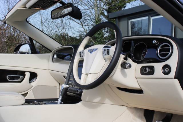 2011 Bentley Continental GTC 6.0 W12 GTC Speed Auto 4WD Euro 4 2dr