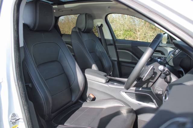 2017 Jaguar F-Pace 3.0 V6 S Auto AWD Euro 6 (s/s) 5dr