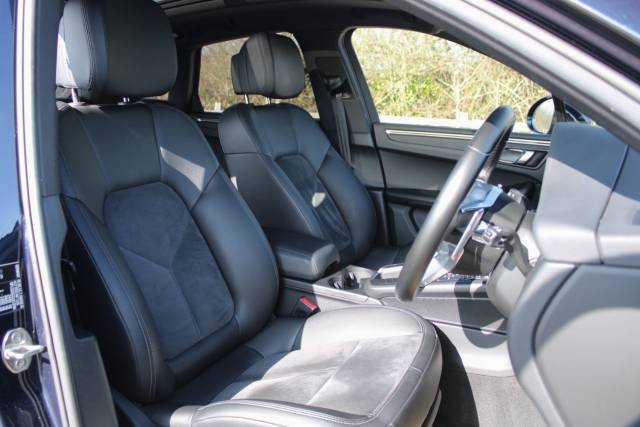 2018 Porsche Macan 2.0T PDK 4WD Euro 6 (s/s) 5dr