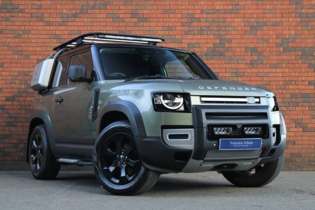 Land Rover Defender 90 3.0 D200 MHEV Hard Top SUV Auto 4WD SWB Euro 6 (s/s) 3dr Van Diesel Green