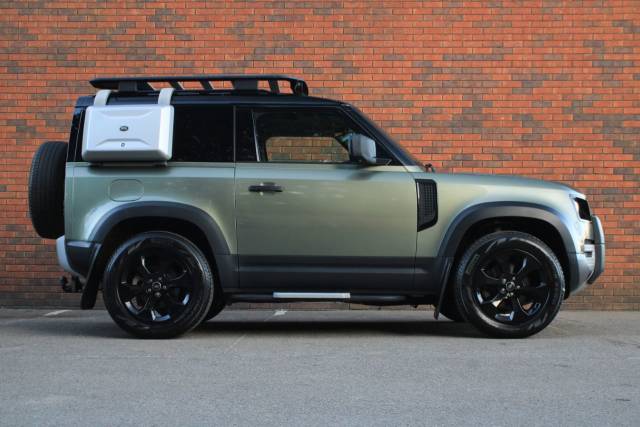 2021 Land Rover Defender 90 3.0 D200 MHEV Hard Top SUV Auto 4WD SWB Euro 6 (s/s) 3dr