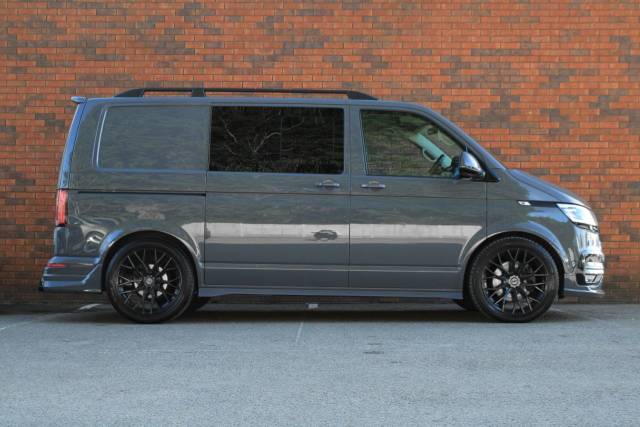 2020 Volkswagen Transporter 2.0 BiTDI T32 Highline Crew Van DSG 4Motion SWB Euro 6 (s/s) 5dr