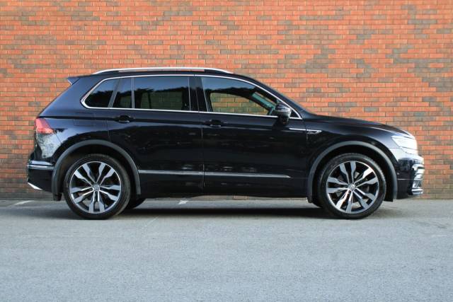 2019 Volkswagen Tiguan 2.0 BiTDI R-Line Tech DSG 4Motion Euro 6 (s/s) 5dr