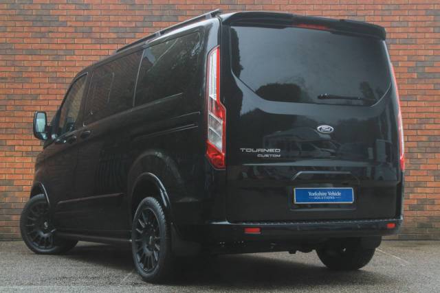 2021 Ford Tourneo Custom 2.0 320 EcoBlue Titanium Auto L1 Euro 6 (s/s) 5dr