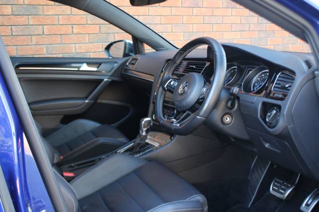 2016 Volkswagen Golf 2.0 TSI R 5dr DSG