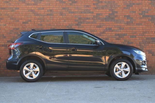 2019 Nissan Qashqai 1.3 DiG-T Acenta Premium 5dr