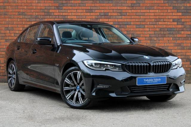 BMW 3 Series 2.0 330e SE Pro 4dr Step Auto Saloon Petrol / Electric Hybrid Black