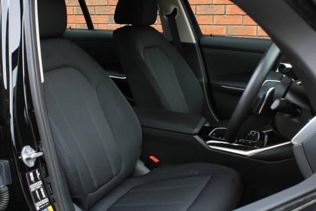 2022 BMW 3 Series 2.0 330e SE Pro 4dr Step Auto