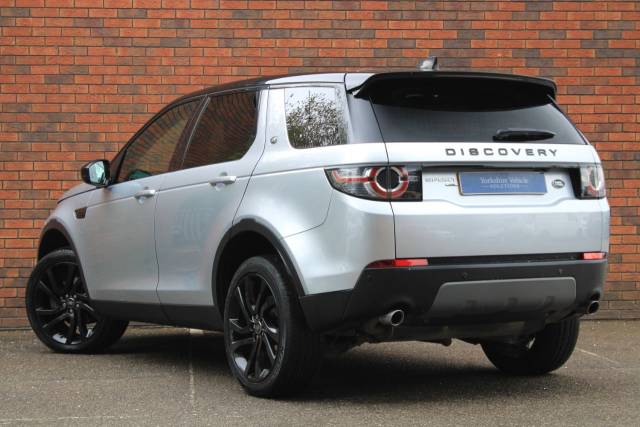 2017 Land Rover Discovery Sport 2.0 TD4 180 HSE Black 5dr Auto