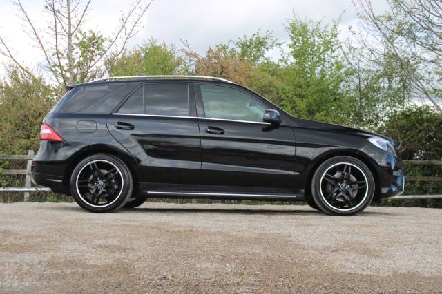2015 Mercedes-Benz M Class 3.0 ML350 V6 BlueTEC AMG Line G-Tronic 4WD Euro 6 (s/s) 5dr