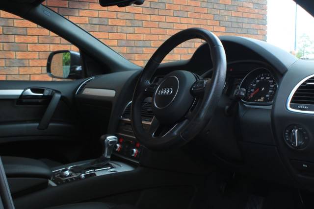 2012 Audi Q7 3.0 TDI V6 S line Plus Tiptronic quattro Euro 5 (s/s) 5dr