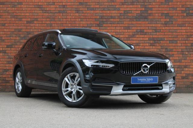 Volvo V90 Cross Country 2.0 D5 PowerPulse Auto AWD Euro 6 (s/s) 5dr Estate Diesel Black
