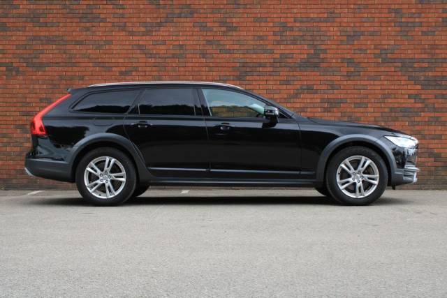 2019 Volvo V90 Cross Country 2.0 D5 PowerPulse Auto AWD Euro 6 (s/s) 5dr