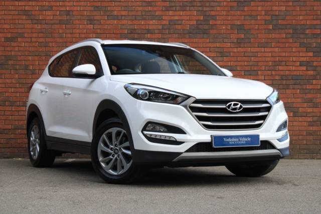 Hyundai Tucson 1.7 CRDi Blue Drive SE Euro 6 (s/s) 5dr SUV Diesel White