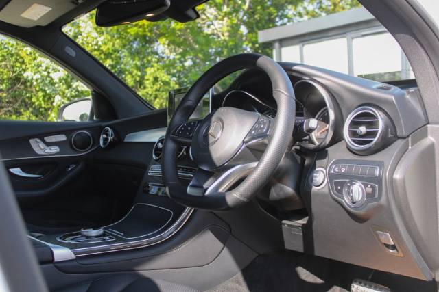 2018 Mercedes-Benz GLC 2.0 GLC250 AMG Line (Premium) G-Tronic+ 4MATIC Euro 6 (s/s) 5dr