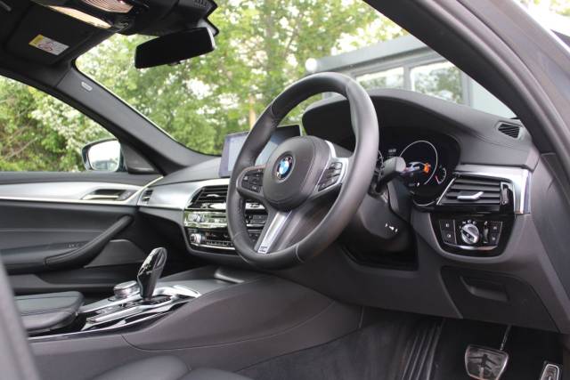 2018 BMW 5 Series 3.0 530d M Sport Auto Euro 6 (s/s) 4dr