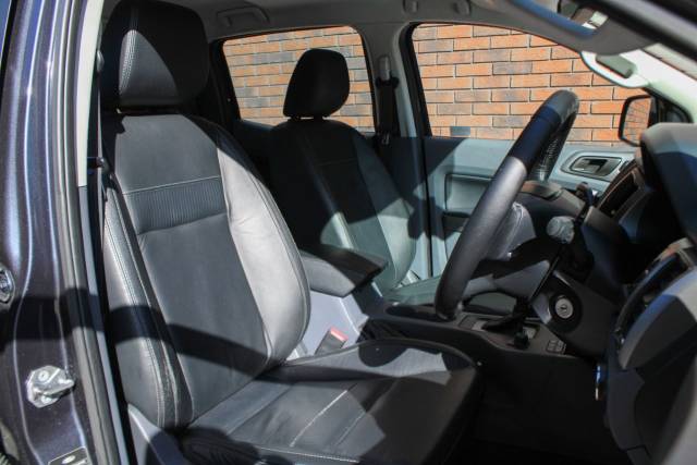 2016 Ford Ranger 2.2 TDCi Limited 1 Auto 4WD Euro 5 4dr