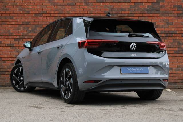2021 Volkswagen ID.3 0.0 Pro Performance 58kWh Life Auto 5dr