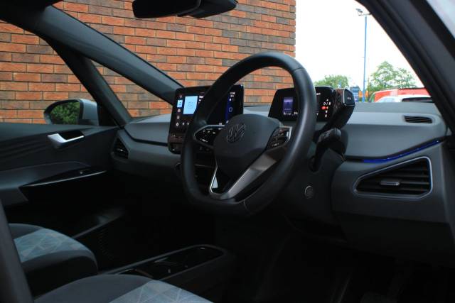 2021 Volkswagen ID.3 0.0 Pro Performance 58kWh Life Auto 5dr