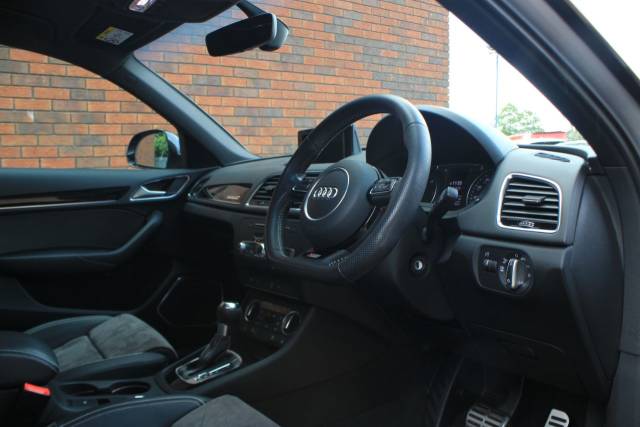 2017 Audi Q3 2.0 TDI Black Edition S Tronic quattro Euro 6 (s/s) 5dr